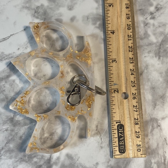 Knuckles keychain - Picture 7 of 7